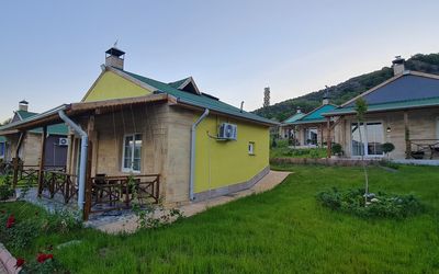 Almuş Şehr-İ Sefa Bungalov Evleri · 2