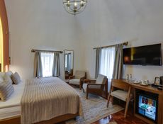 Executive King Suite