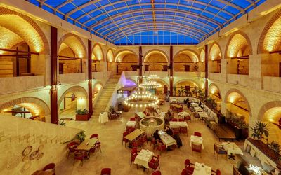 Silk Road Hotel Deveciler Hanı 1488 · 3