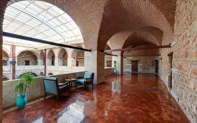 Silk Road Hotel Deveciler Hanı 1488 · 4