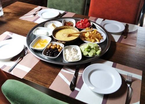 turkey/trabzon/caykara/karesteryaylasimigrorasotelrestaurant514b14c3.jpg