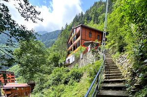 turkey/trabzon/caykara/maverasuittrabzon5e947d26.jpg