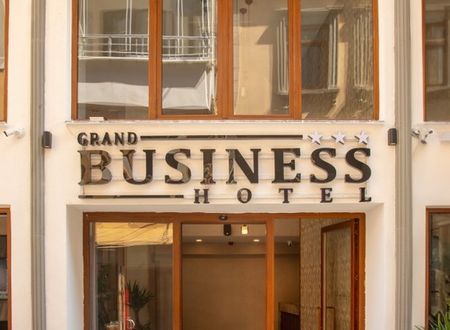 turkey/trabzon/grandbusiness270143ca.jpg
