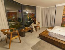 FAMILY SUITE ROOM