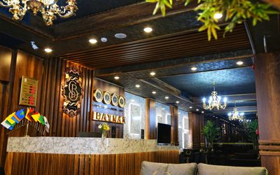 Bayrak Grand Hotel · 4