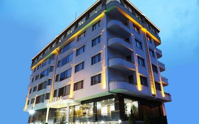 Bayrak Grand Hotel · 2