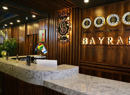 turkey/trabzon/ortahisar/bayrakgrandhotelcba31aaa.jpg
