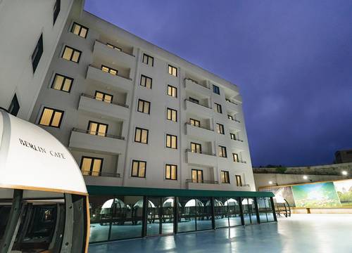 turkey/trabzon/ortahisar/berlinsuitehoteltrabzonbee12108.jpg