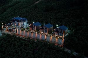 turkey/trabzon/poisongardensuitespaf2a2235d.jpg
