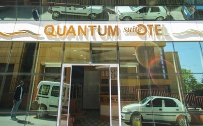 Kuantum Suit Otel · 2