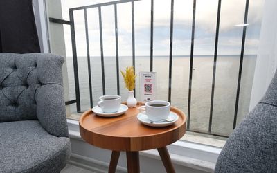 The Marine Hotel · 3