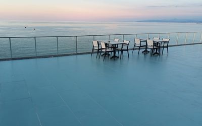 The Marine Hotel · 5