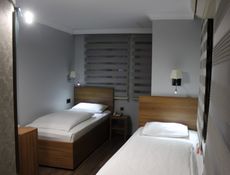 ZWEI GETRENNTE BETT