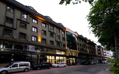 Türkler Oteli · 2