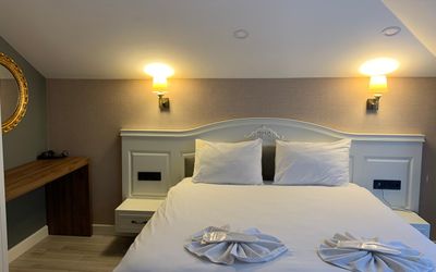 White Golden Suite Hotel · 2