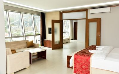 Cevaher Hotel & Suites · 4