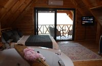 Bungalov Oda- Jakuzili