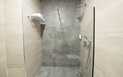 V Center Otel · 4