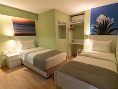 HOTEL ROOM (105)