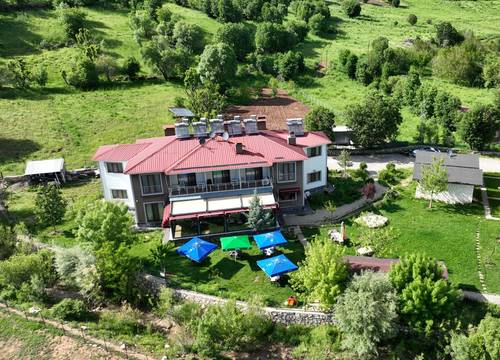 turkey/tunceli/ayrikvadiciftlikevi1172d238.jpg