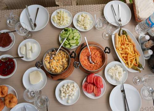 turkey/tunceli/ayrikvadiciftlikevi66891154.jpg