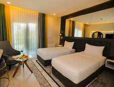Superior Twin Bed Lake View Room