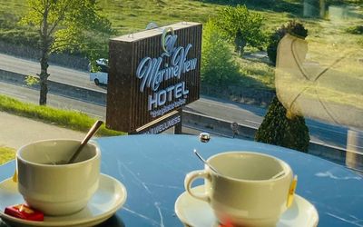 Marine View Hotel · 5