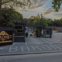 Baronet Tiny House Boutique Hotel