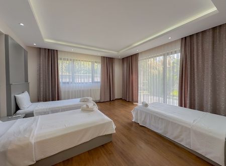 turkey/yalova/flowercitysuits68d0f930.jpg