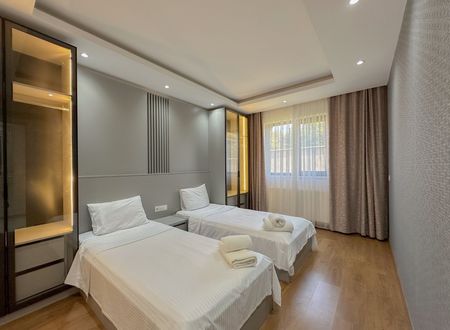 turkey/yalova/flowercitysuits792dc363.jpg