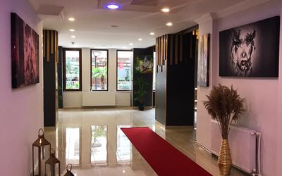 Grand Krone Hotel · 5
