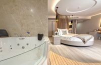 Suite Room with Jacuzzi