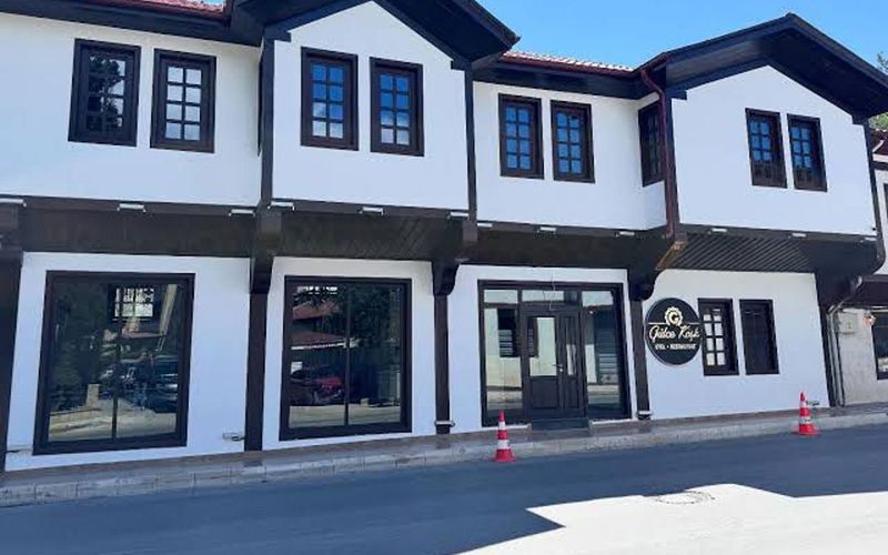 Gulce Kosk Otelrestaurant · 1