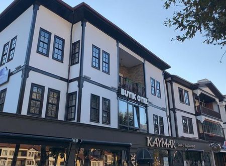 turkiye/amasya/amasya-merkez/mor-salkim-konagi_19d7fe00.jpg