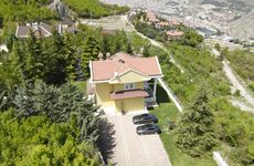 turkiye/amasya/amasyamerkez/306ff0b638c54d4cbb1f36e9174761276cb1823f7ad1481c8c32ab67c2f6b2bc.jpg