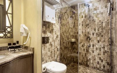 Cadence Design Hotel · 4