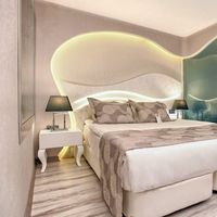 Demonti Hotel