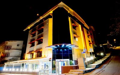 Grand Nora Hotel · 5