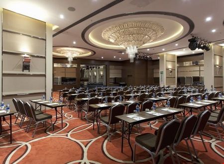 turkiye/ankara/cankaya/holiday-inn-kavaklidere_6cca3a4c.jpg