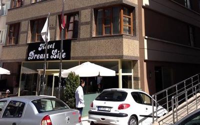 Hotel Dream Life · 3