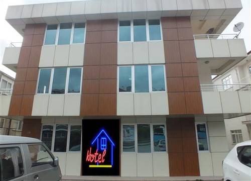 turkiye/ankara/cankaya/rain-house-23301950.JPG