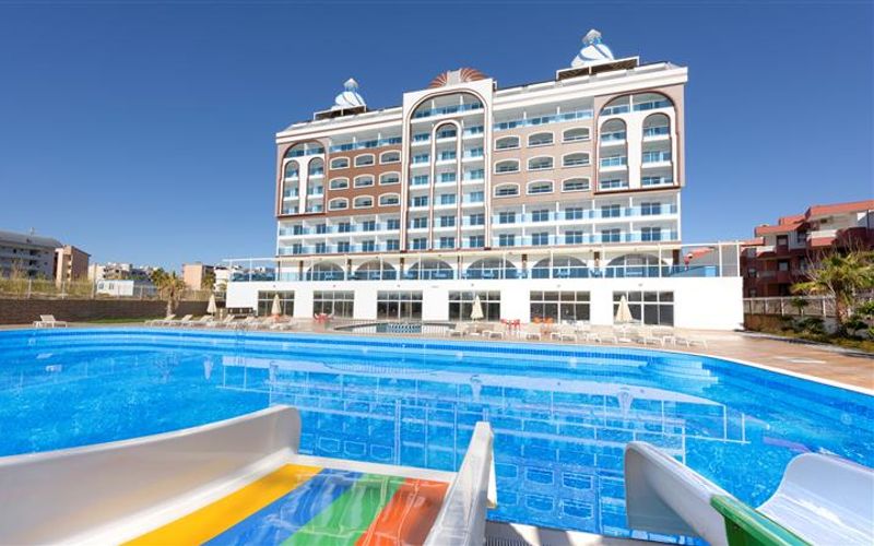 Al Bahir Deluxe Resort · 1