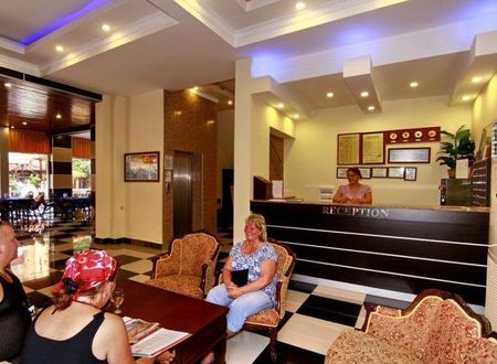 turkiye/antalya/alanya/kleopatra-bavyera-hotel_b9220880.jpg