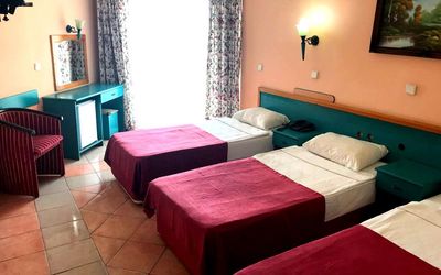 Kleopatra Sunlıght Otel · 4