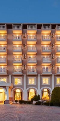 Larina Residence