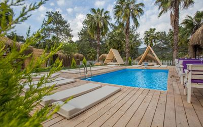 The Hill Glamping · 5