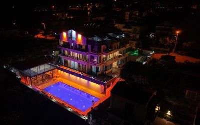 Beyaz Kosk · 3