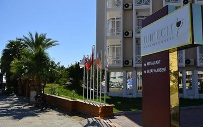 Wıne City Hotel · 2