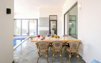 Villa Antik · 2