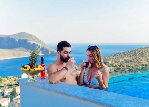 turkiye/antalya/kas/12fac8cefbad4e45a5b35811ad29d1e3c2.jpeg